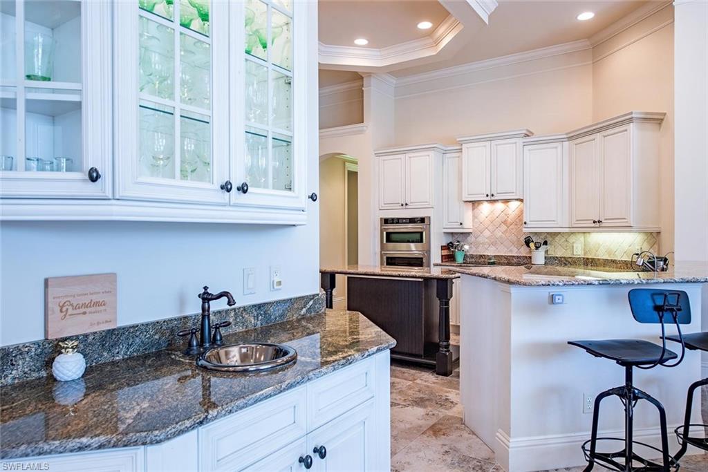 915 Spanish Moss Trl Property Photo 11
