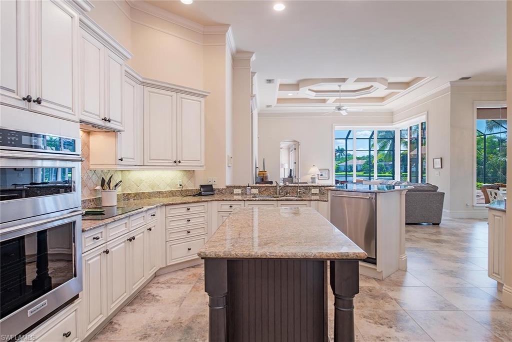 915 Spanish Moss Trl Property Photo 12
