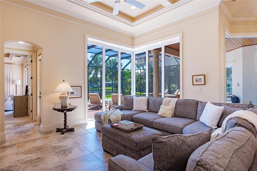 915 Spanish Moss Trl Property Photo 13