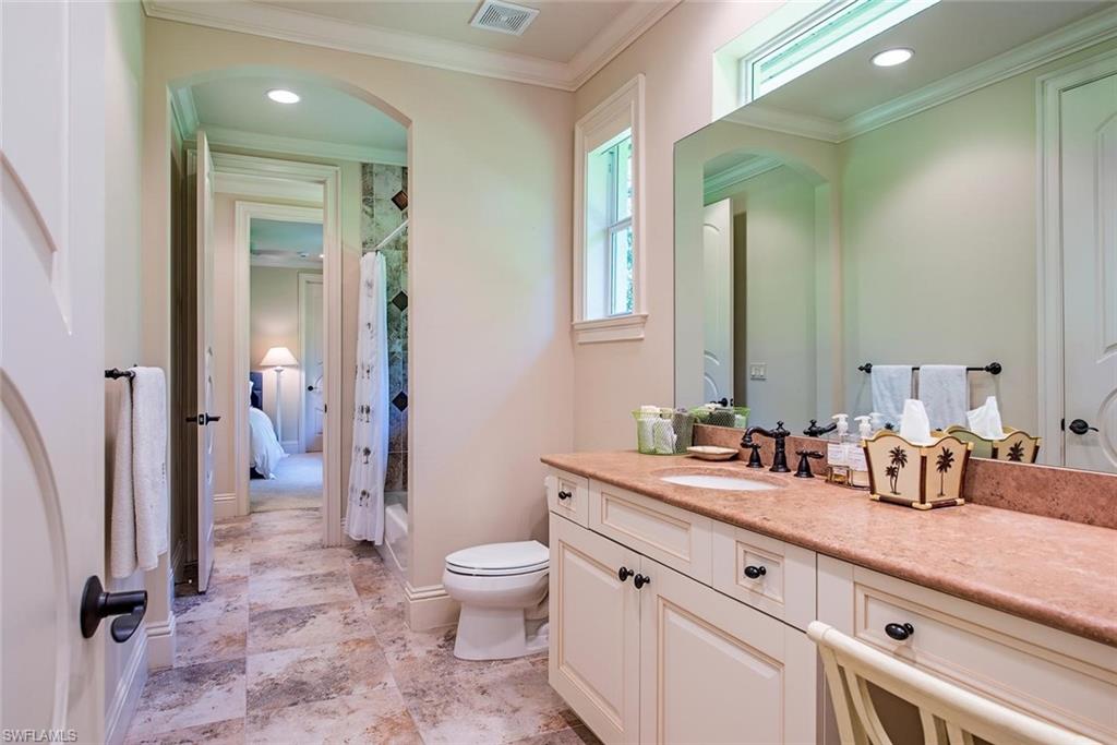 915 Spanish Moss Trl Property Photo 21