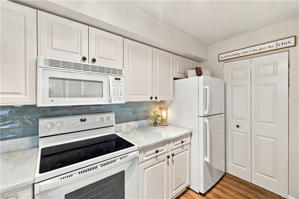 8930 Colonnades Ct E 635 Property Photo 11