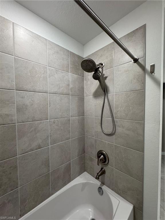 14201 Heritage Landing Blvd 1328 Property Photo 20