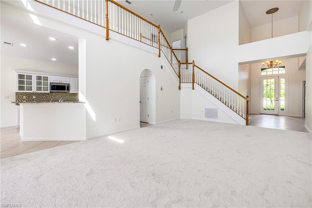 9279 Oak Strand Dr Property Photo 6