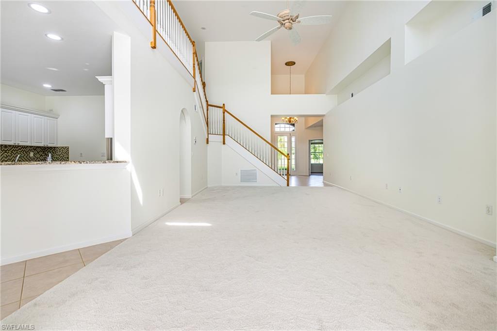 9279 Oak Strand Dr Property Photo 8
