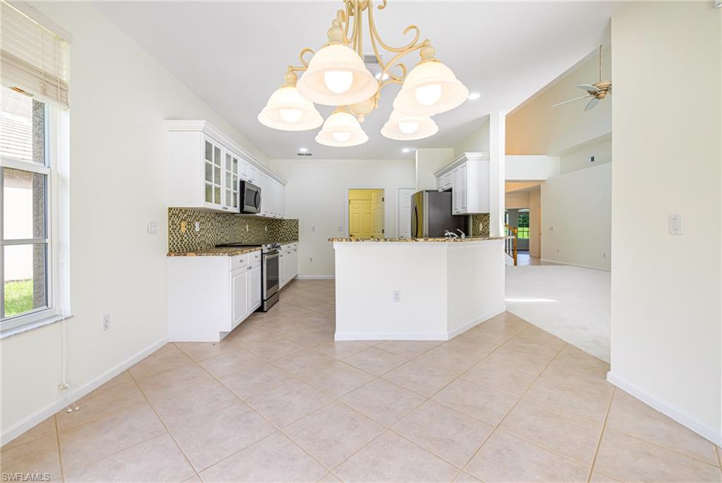 9279 Oak Strand Dr Property Photo 9