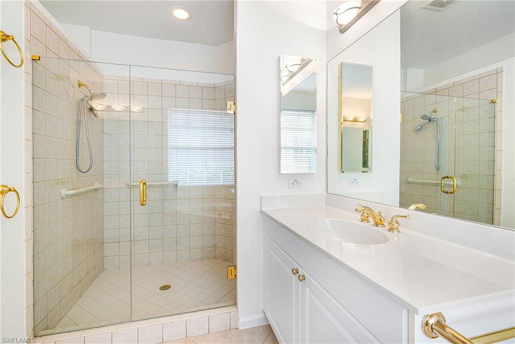9279 Oak Strand Dr Property Photo 21