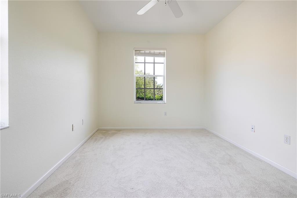 9279 Oak Strand Dr Property Photo 23
