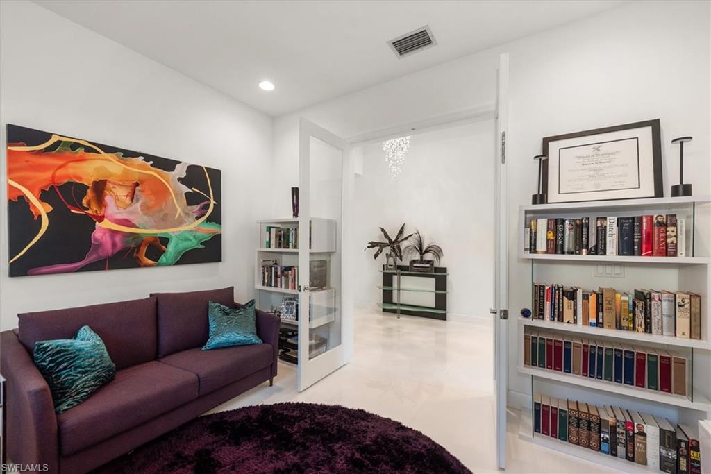 12044 Oleander Ave Property Photo 26