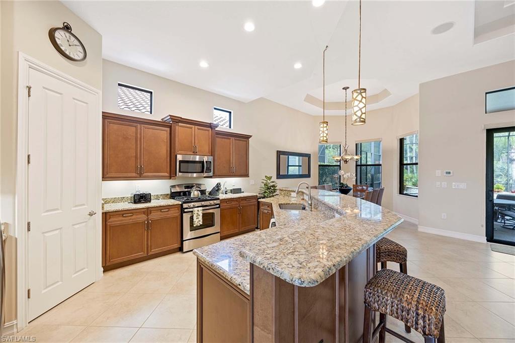 6255 Brunello Ln Property Photo 9