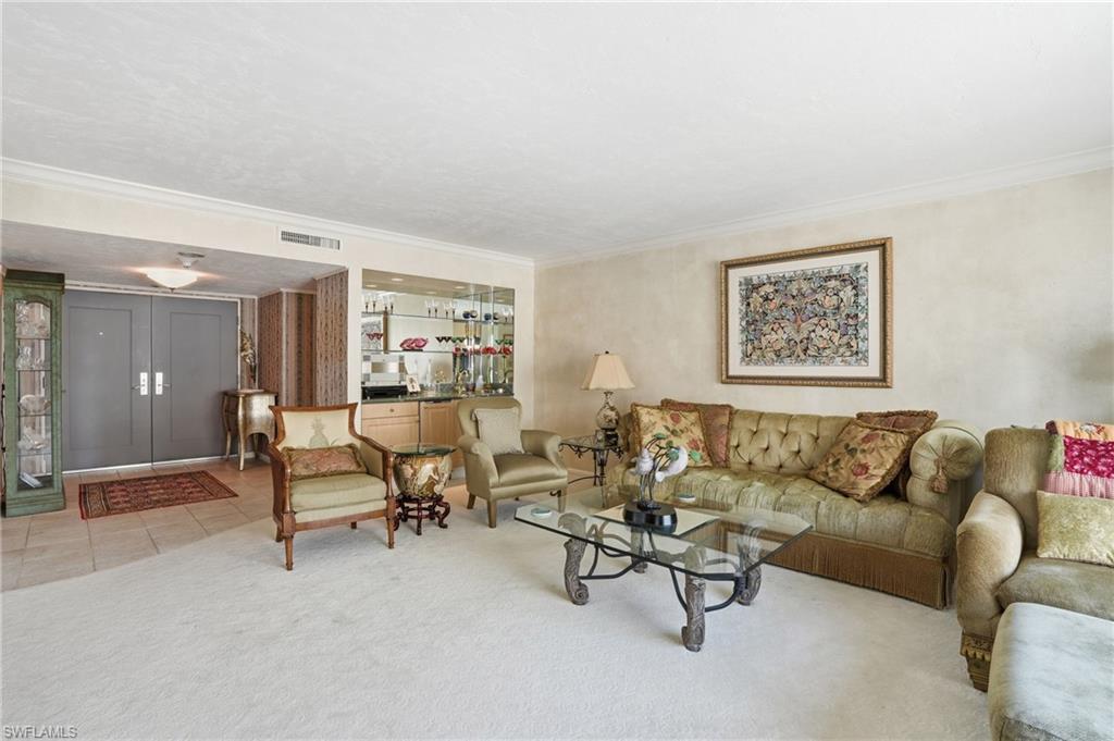 4401 Gulf Shore Blvd N 1206 Property Photo 4