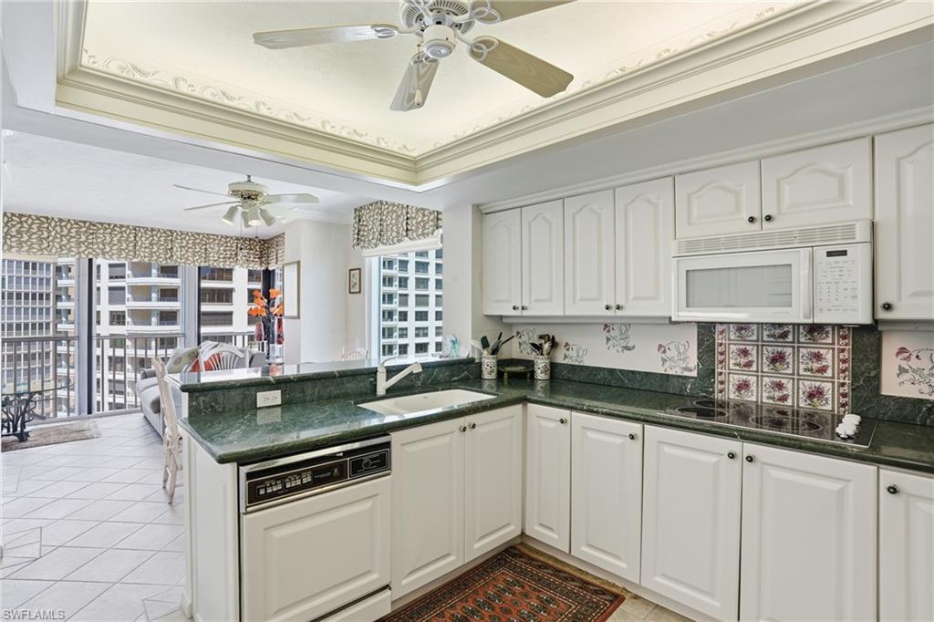 4401 Gulf Shore Blvd N 1206 Property Photo 27
