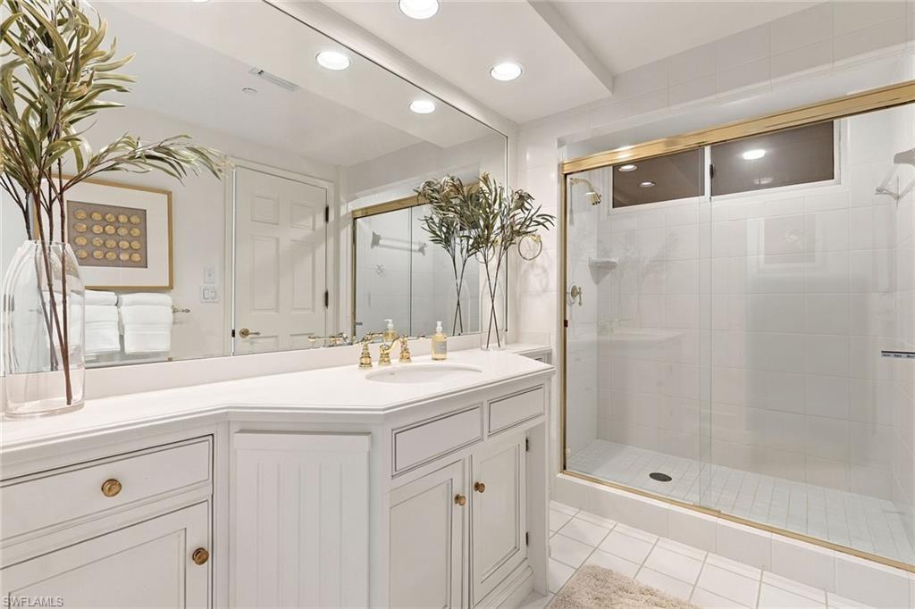 10 Seagate Dr 6n Property Photo 26