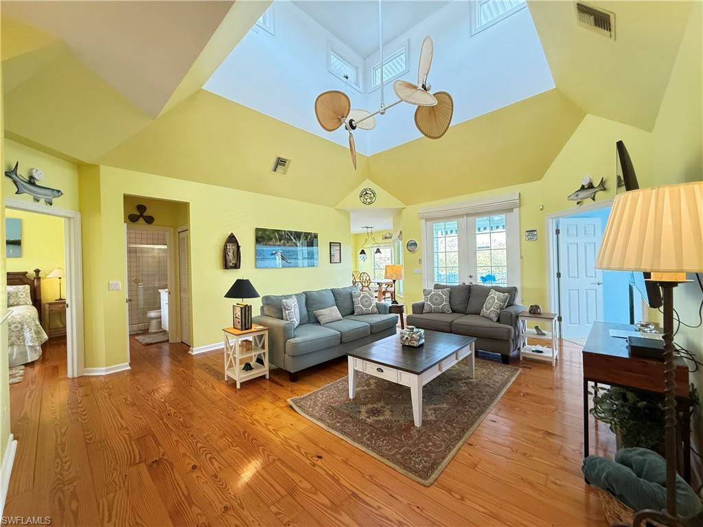 1296 Grand Canal Dr Property Photo 10