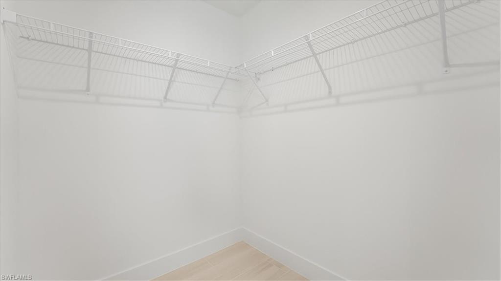 2702 46th St Sw Property Photo 12