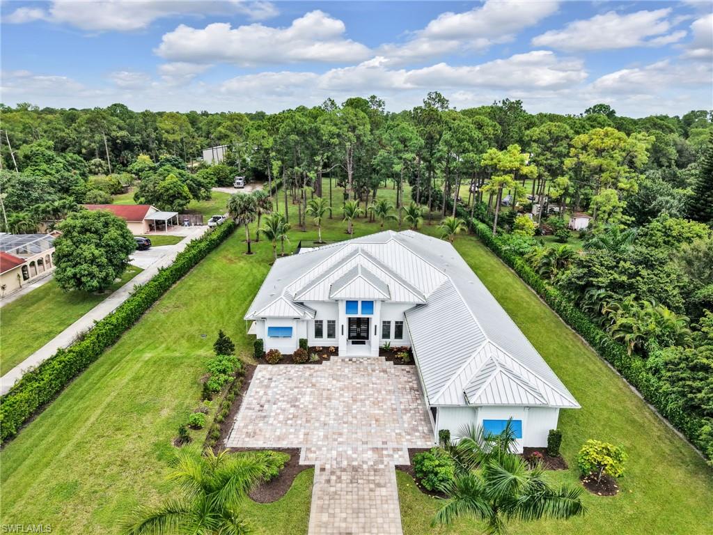 6145 Sea Grass Ln Property Photo 2