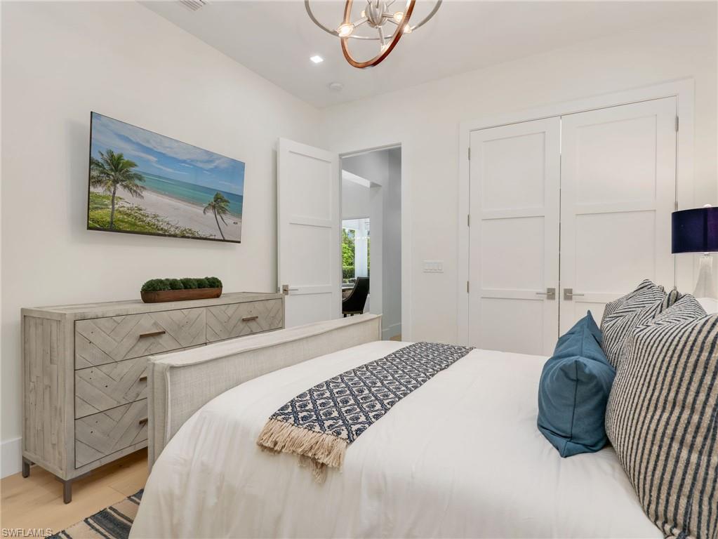 6145 Sea Grass Ln Property Photo 25