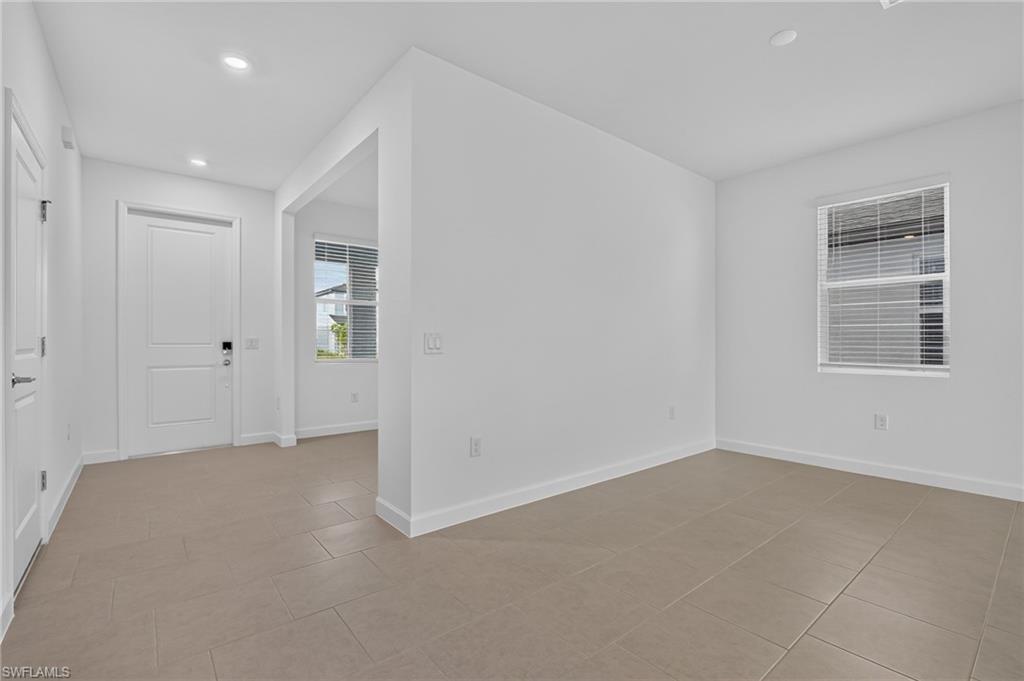 45030 Pipevine Cir Property Photo 4