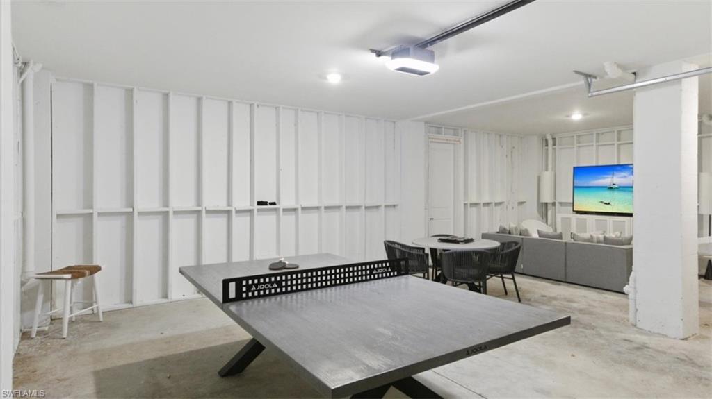 129 Pearl St Property Photo 38
