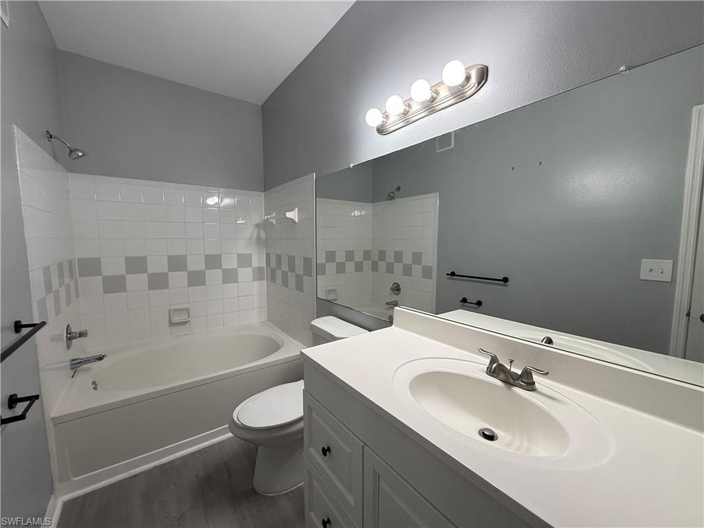 11480 Villa Grand 119 Property Photo 8