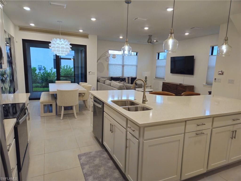 226033471 Property Photo 5