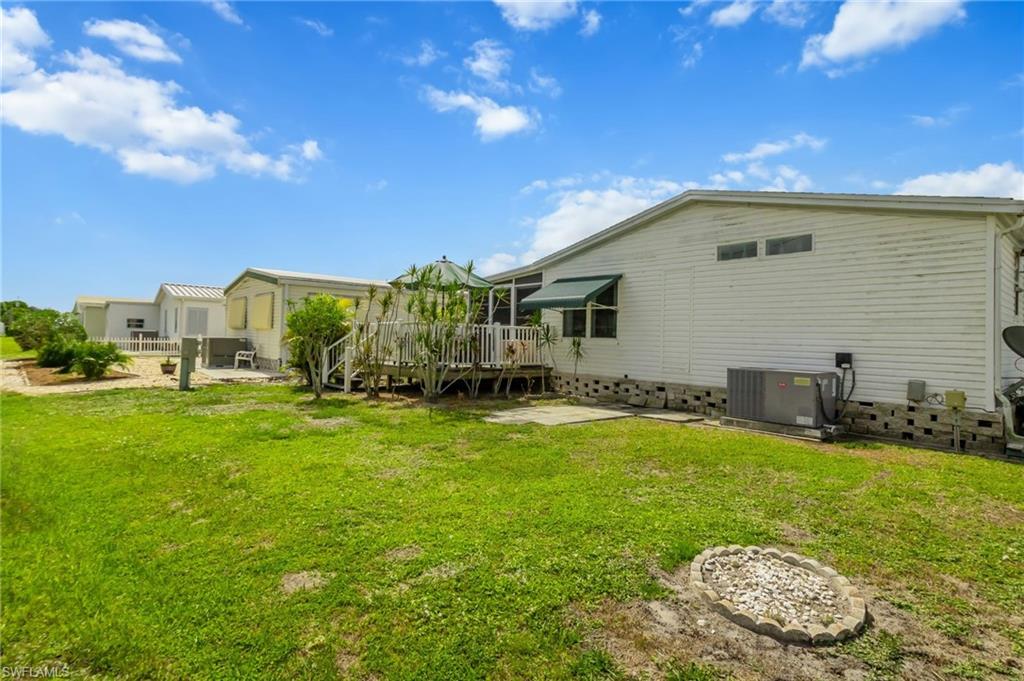 9749 Sugarberry Way Property Photo 22