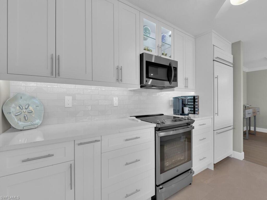 222 Harbour Dr 103 Property Photo 8