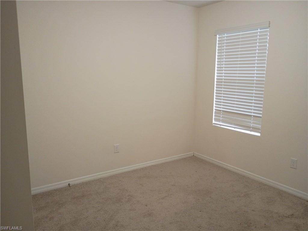 2833 20th Ave Property Photo 4