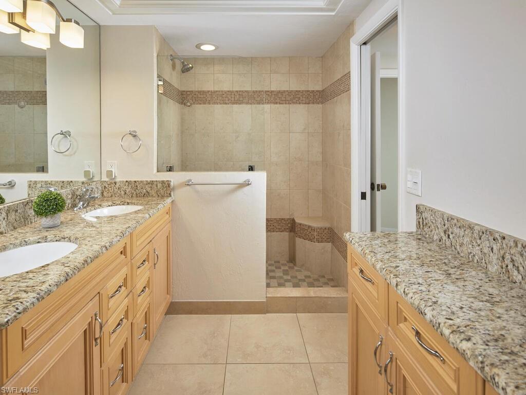 58 Collier Blvd 214 Property Photo 10