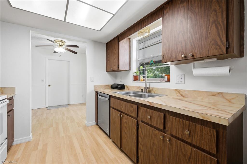 5990 Milne Cir Property Photo 11