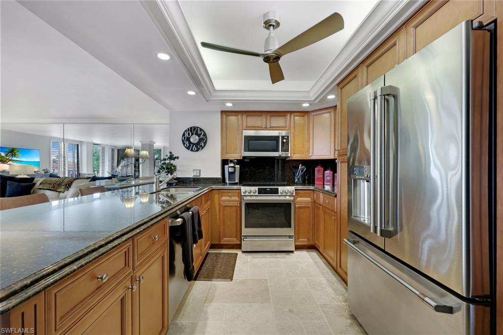 3115 Gulf Shore Blvd N 112s Property Photo 3