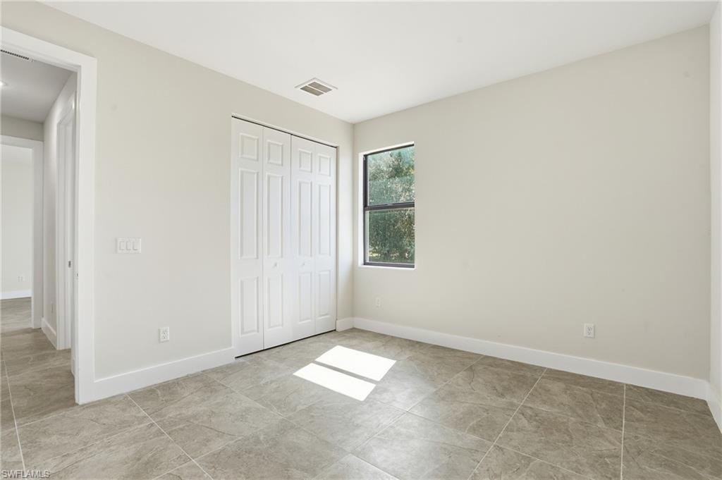 2303 18th Pl Property Photo 27