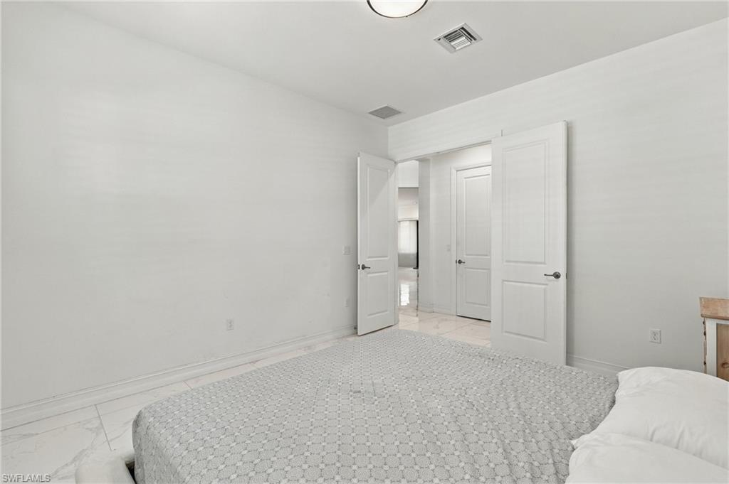 9201 Woodhurst Dr Property Photo 21