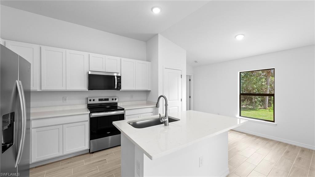 313 24th Ter Property Photo 12