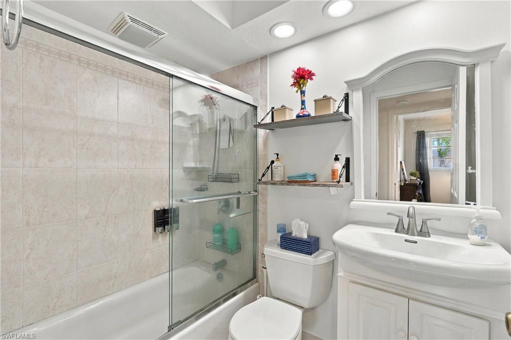 457 Tallwood St 408 Property Photo 7
