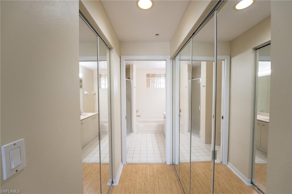 6368 Huntington Lakes Cir 102 Property Photo 7