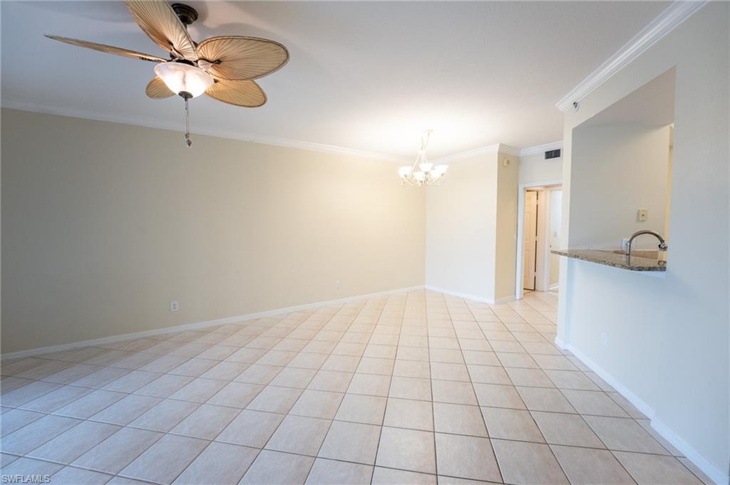 6368 Huntington Lakes Cir 102 Property Photo 11
