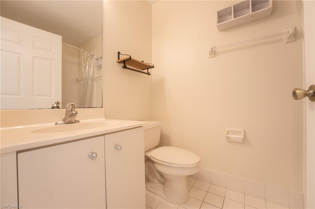 6368 Huntington Lakes Cir 102 Property Photo 18