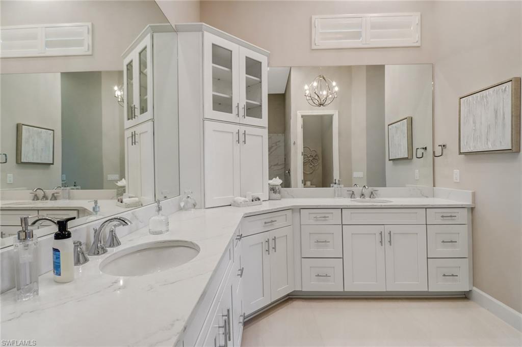 9412 Rapallo St Property Photo 16