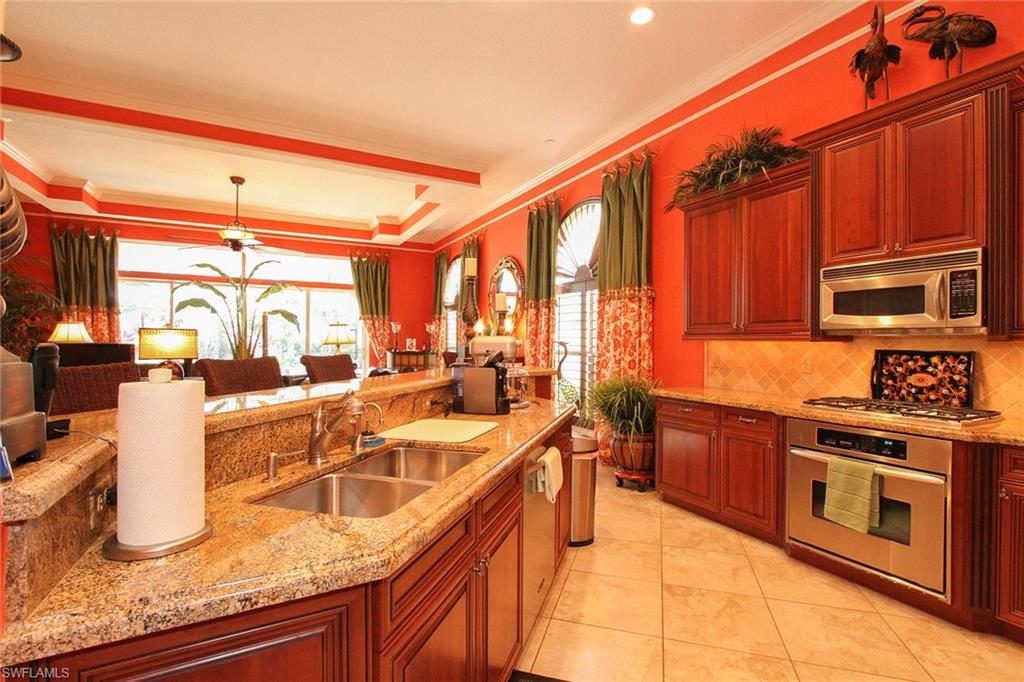 22033 Natures Cove Ct Property Photo 8