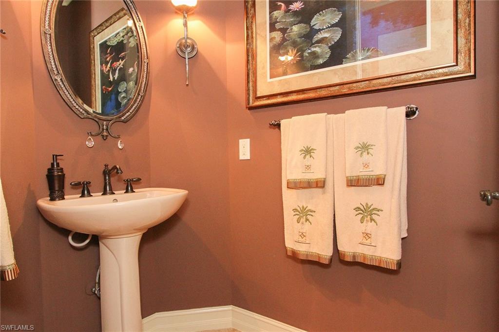 22033 Natures Cove Ct Property Photo 16