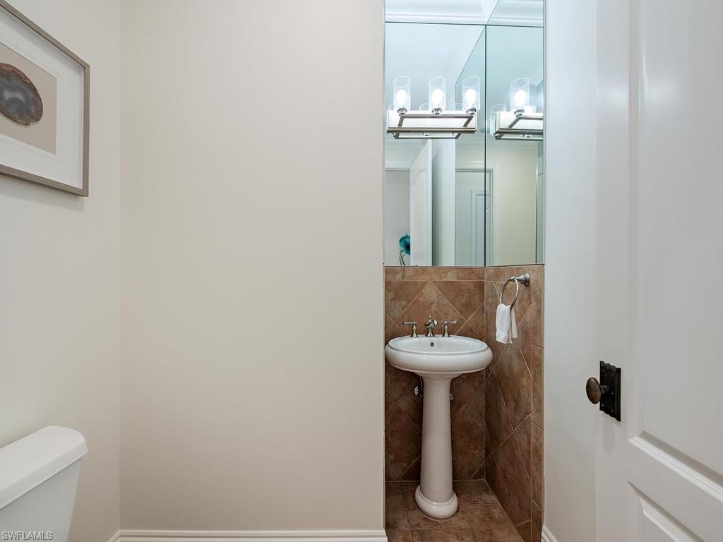 466 Clifton Ct Property Photo 41