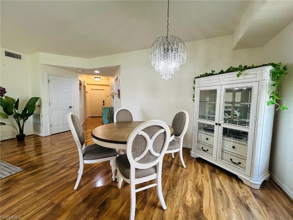 1280 Henley St 1607 Property Photo 1