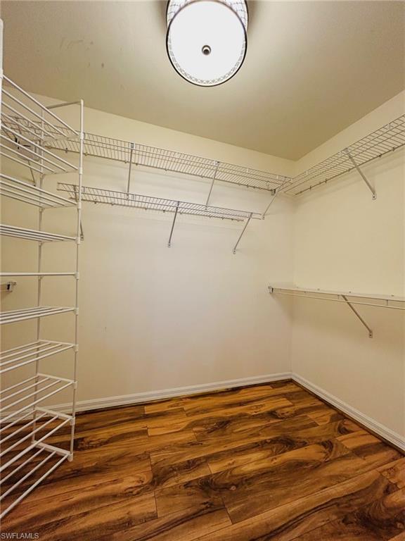 1280 Henley St 1607 Property Photo 11