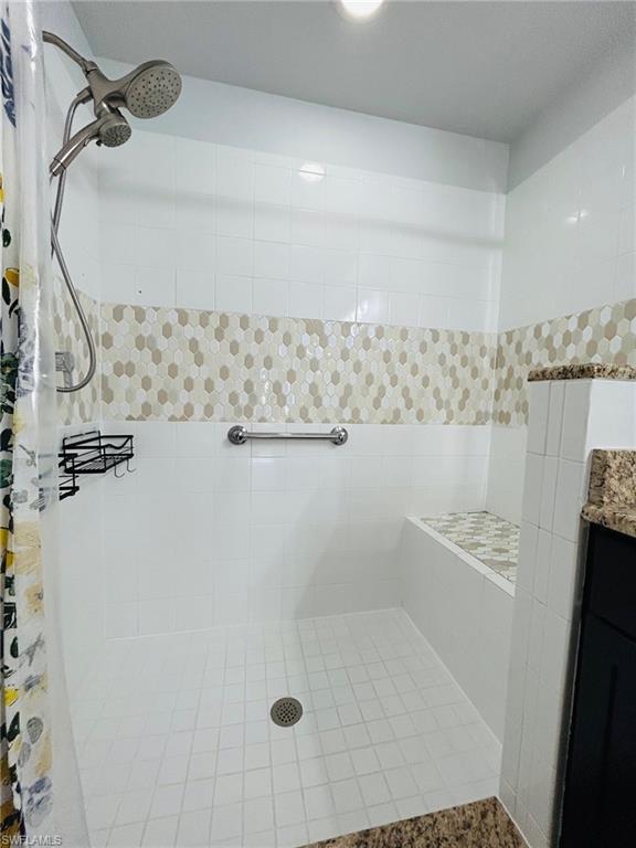 1280 Henley St 1607 Property Photo 13