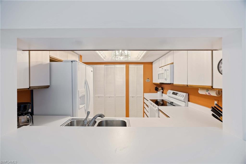 4251 Lake Forest Dr 214 Property Photo 14