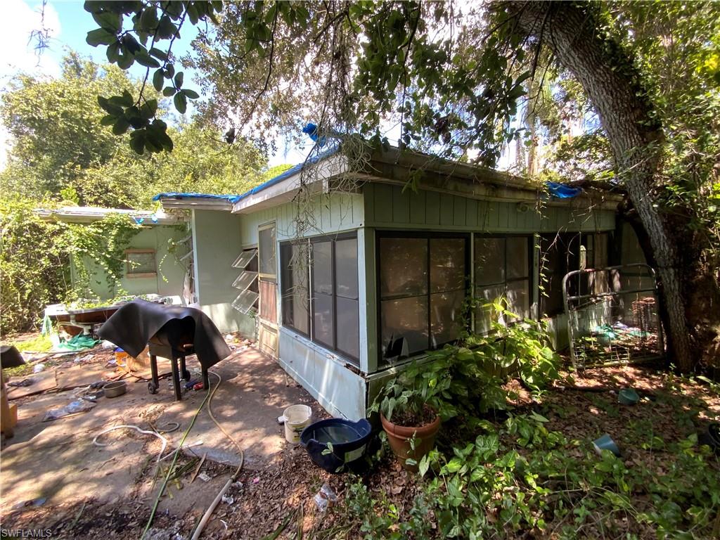 545 Evergreen Rd Property Photo 2
