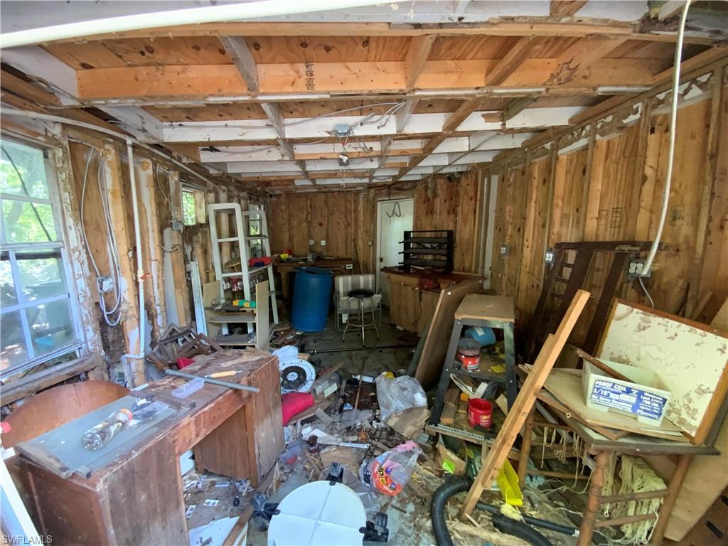 545 Evergreen Rd Property Photo 3