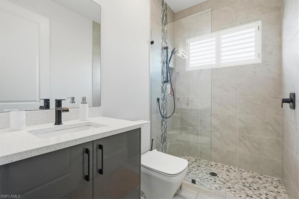 5338 Colonade Ct Property Photo 31