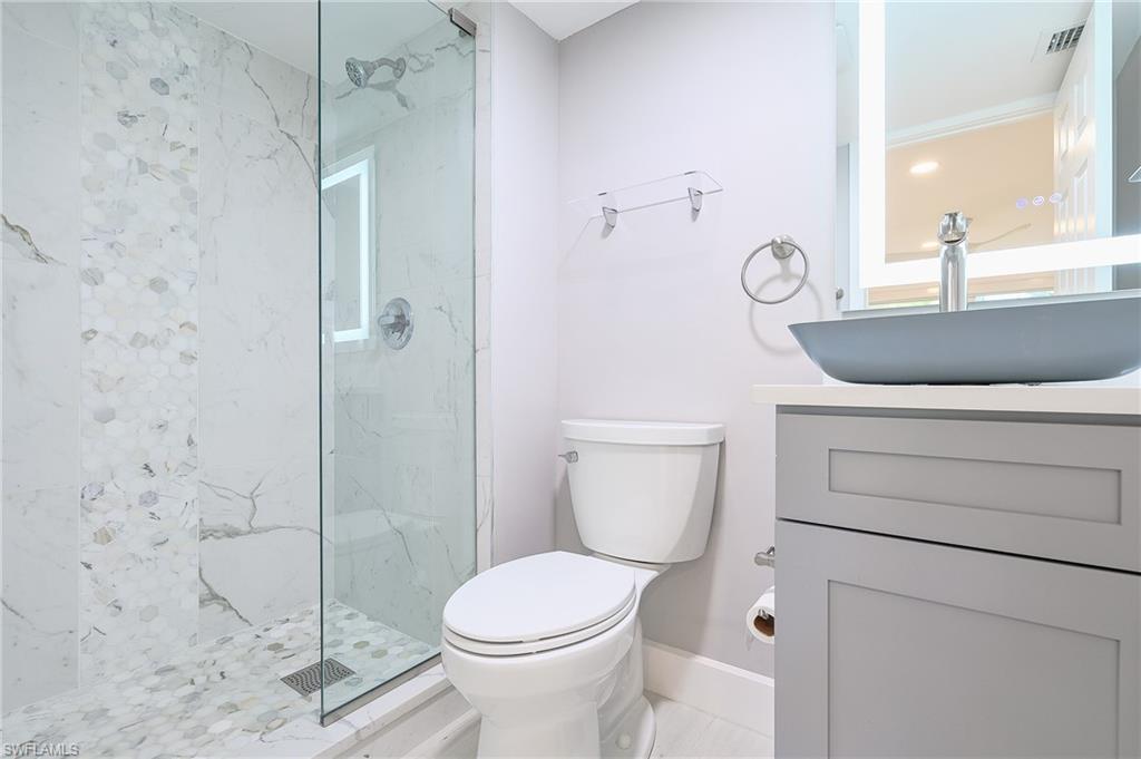 1300 Gulf Shore Blvd N 104 Property Photo 14