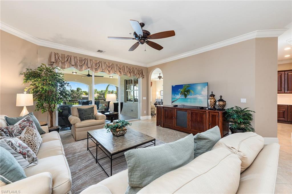 9284 Menaggio Ct 202 Property Photo 6
